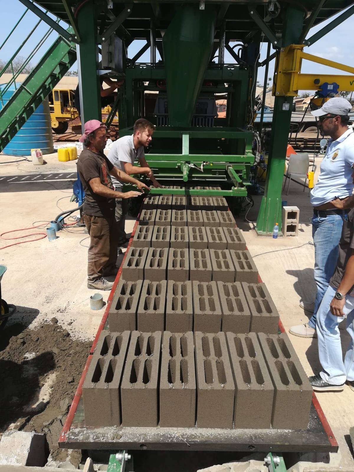 Concrete Batching plant and concrete block machine Concrete plant, Concrete Batching plant and concrete block machine