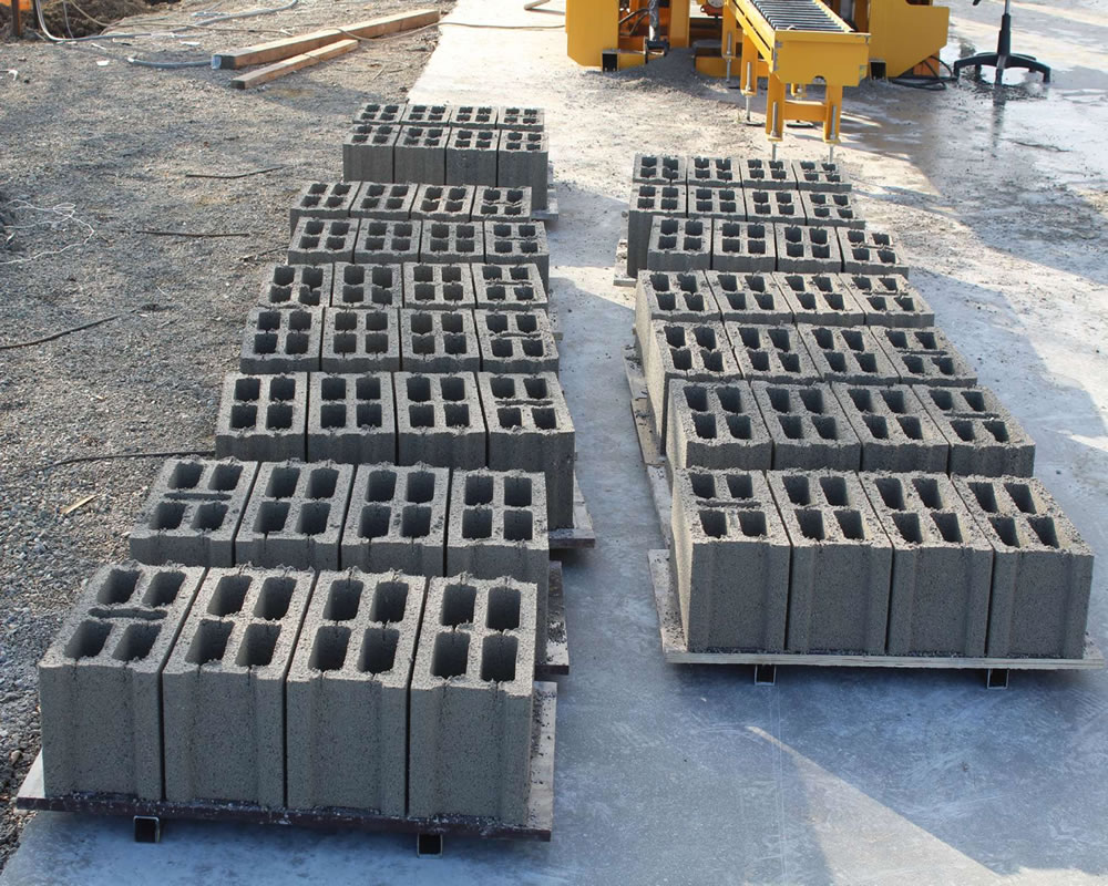 Concrete hollow blocks Concrete_hollow_blocks.jpg