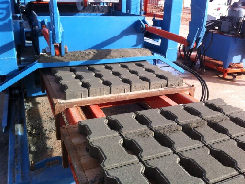 paving blocks produced by paving block machine paving_blocks_produced_by_paving_block_machine.jpg